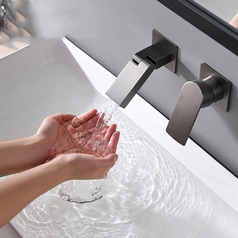 Modern Wall Mounted Bathroom Faucet Waterfall Spout Bathroom Faucet Clearhalo 'bathroom_sink_faucets' 'Conjunta de Baño y Conjunta de Grifo' 'Coronamiento de Baño y Dispositivo de Baño' 'Grifo del lavabo del baño' 'Hogar' 'home_improvement' 'home_improvement_bathroom_sink_faucets' 'Mejoras para el hogar' 1200x1200_4c11a58e-3564-4e2a-8418-c2a2199a81e3