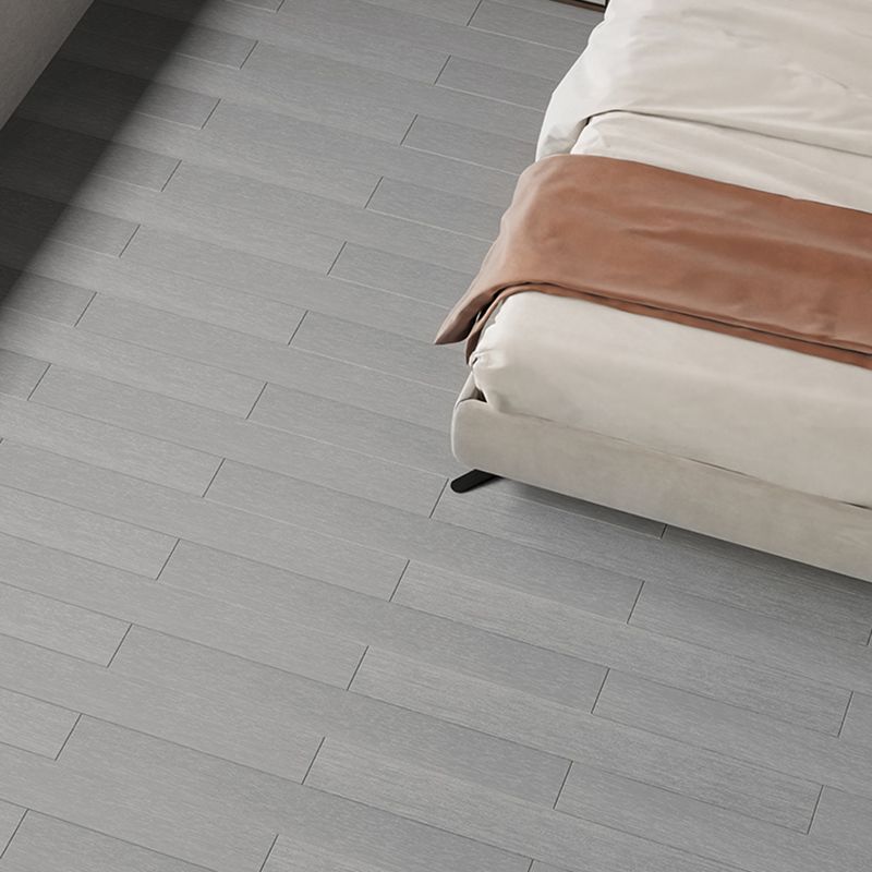 Solid Wood Wooden Wall Planks Gray Wood Modern Hardwood Deck Tiles Clearhalo 'Flooring 'Hardwood Flooring' 'hardwood_flooring' 'Home Improvement' 'home_improvement' 'home_improvement_hardwood_flooring' Walls and Ceiling' 1200x1200_52e0b0f7-36fc-44c6-ae92-6d647f8f7ab1