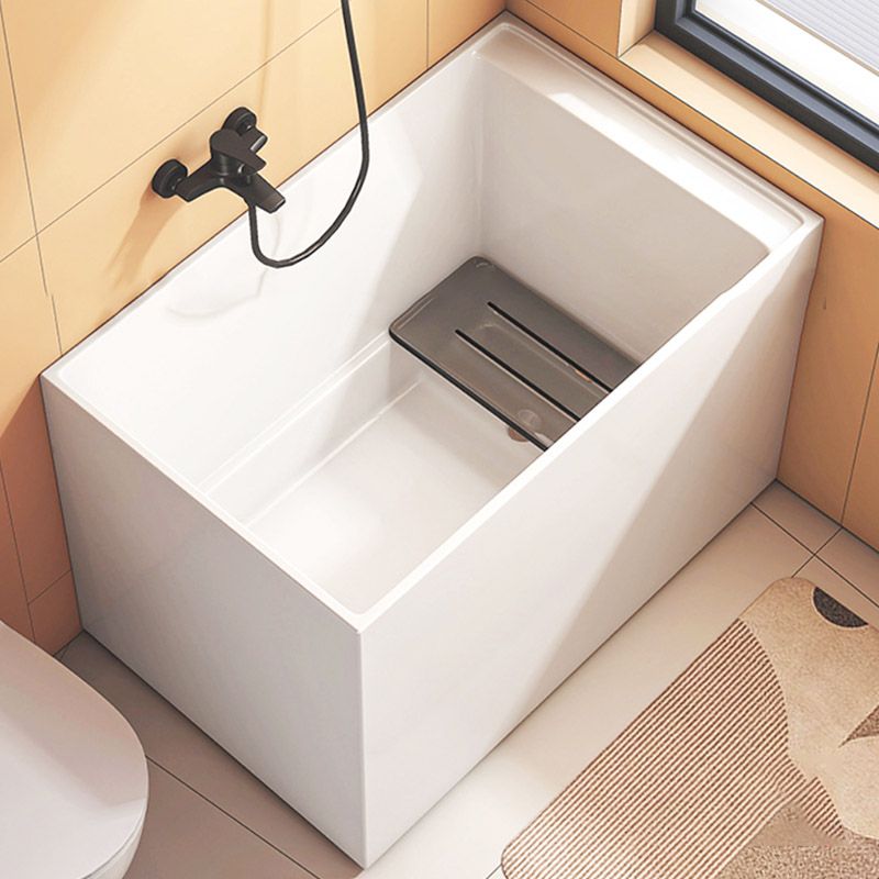 Modern Rectangle White Acrylic Bathtub Back to Wall with Drain Bath Tub Clearhalo 'Bathroom Remodel & Bathroom Fixtures' 'Bathtubs' 'Home Improvement' 'home_improvement' 'home_improvement_bathtubs' 'Showers & Bathtubs' 1200x1200_53995c45-66d9-44f4-b9f2-8b2271f2153d