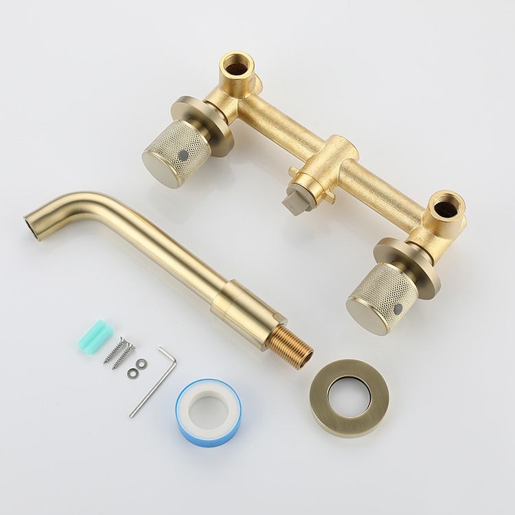 Wall Mounted Faucet Glam Style Two-Handle Faucet for Bathroom Clearhalo 'bathroom_sink_faucets' 'Conjuntos de Torneiras de Lavatório e Banheiro' 'home_improvement' 'home_improvement_bathroom_sink_faucets' 'Mobiliário Doméstico' 'Página inicial' 'Renovação e equipamento de casa de banho' 'Torneira para lavatório de banheiro' 1200x1200_53b2254d-ed5d-4767-b241-ae72e40dcff7