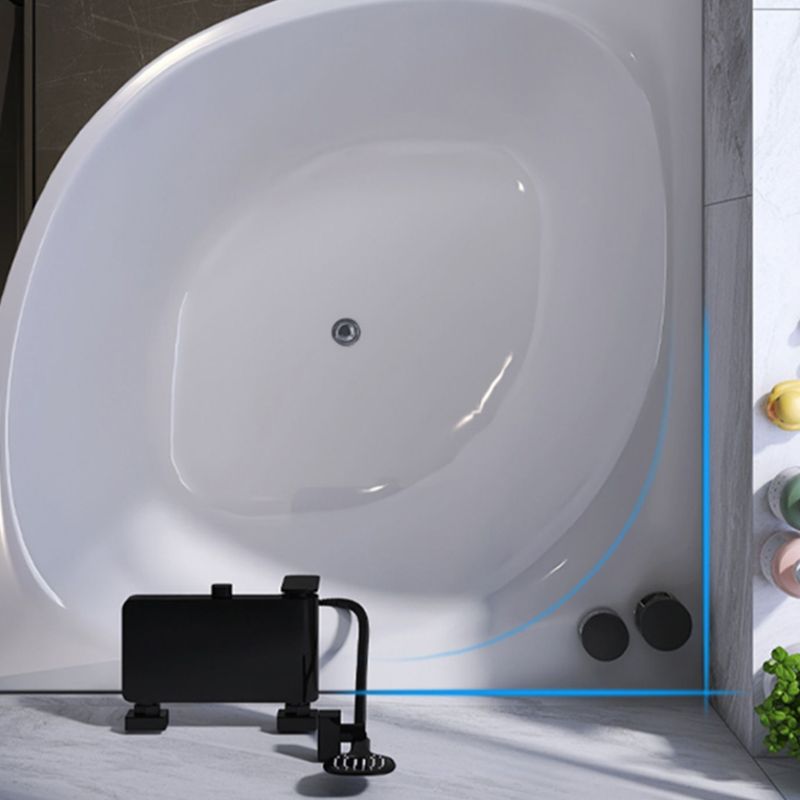 White Acrylic Corner Soaking Bath Modern Back to Wall Bathtub Clearhalo 'Bathroom Remodel & Bathroom Fixtures' 'Bathtubs' 'Home Improvement' 'home_improvement' 'home_improvement_bathtubs' 'Showers & Bathtubs' 1200x1200_5637aee1-2e1b-4c48-9c91-58cbc93022b3