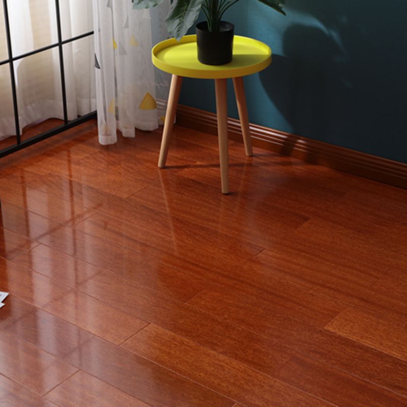 Traditional Laminate Flooring Wood Scratch Resistant Laminate Plank Flooring Clearhalo 'Flooring 'Home Improvement' 'home_improvement' 'home_improvement_laminate_flooring' 'Laminate Flooring' 'laminate_flooring' Walls and Ceiling' 1200x1200_56afa2d7-e9f2-4628-87f7-ed116629332d