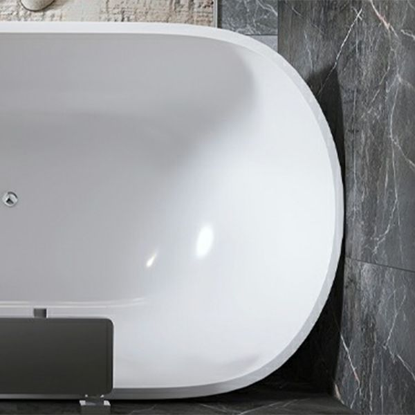 Acrylic Oval Soaking Bath White Freestanding Bath Tub for Bathroom Clearhalo 'Bathroom Remodel & Bathroom Fixtures' 'Bathtubs' 'Home Improvement' 'home_improvement' 'home_improvement_bathtubs' 'Showers & Bathtubs' 1200x1200_58054c2d-9c83-45dd-8374-d5960c9f0e19