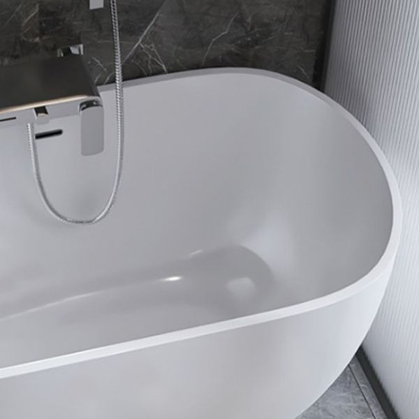 Acrylic Oval Soaking Bath White Freestanding Bath Tub for Bathroom Clearhalo 'Bathroom Remodel & Bathroom Fixtures' 'Bathtubs' 'Home Improvement' 'home_improvement' 'home_improvement_bathtubs' 'Showers & Bathtubs' 1200x1200_5b167405-19e6-4ffc-8ba7-7c30e7a0d037