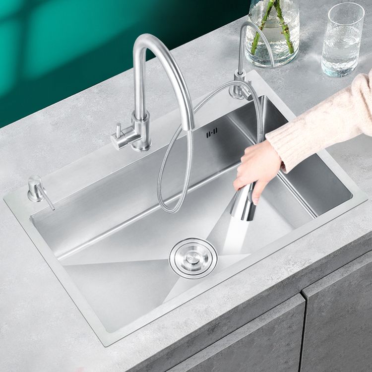 Classic Style Kitchen Sink Stainless Steel Colorfast Kitchen Sink with Drain Strainer Kit Clearhalo 'Home Improvement' 'home_improvement' 'home_improvement_kitchen_sinks' 'Kitchen Remodel & Kitchen Fixtures' 'Kitchen Sinks & Faucet Components' 'Kitchen Sinks' 'kitchen_sinks' 1200x1200_5bb762a7-4aa6-477c-a5f3-2bf89d8ca368