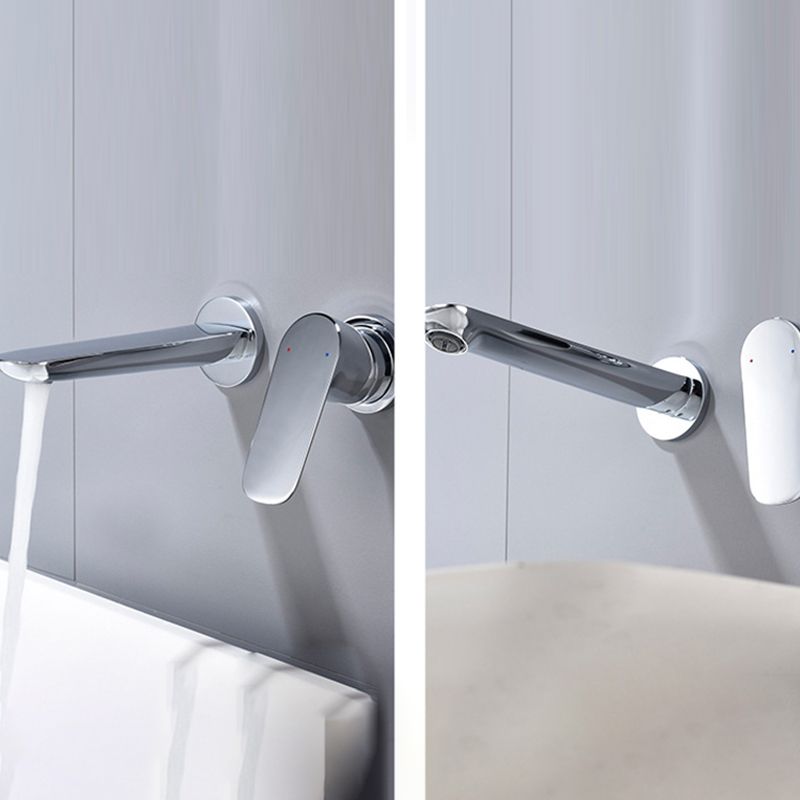 Modern 1-Handle Bathroom Sink Faucet Circular Wall Mounted Bathroom Faucet Clearhalo 'bathroom_sink_faucets' 'Conjunta de Baño y Conjunta de Grifo' 'Coronamiento de Baño y Dispositivo de Baño' 'Grifo del lavabo del baño' 'Hogar' 'home_improvement' 'home_improvement_bathroom_sink_faucets' 'Mejoras para el hogar' 1200x1200_5cb9adbc-2b2d-426b-b364-206af7afae45