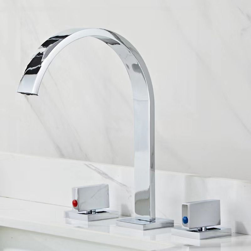 Modern Style Faucet Widespread Faucets with Double Cross Handles Clearhalo 'Bathroom Remodel & Bathroom Fixtures' 'Bathroom Sink Faucets' 'Bathroom Sinks & Faucet Components' 'bathroom_sink_faucets' 'Home Improvement' 'home_improvement' 'home_improvement_bathroom_sink_faucets' 1200x1200_5ddb9b2f-ead6-43bf-b756-ae52c3f7dce6