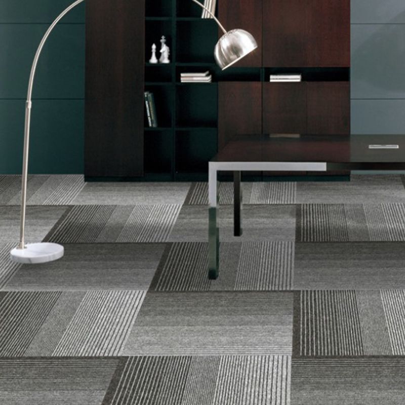 Basic Ombre Carpet Tiles Loose Lay Non-Skid Carpet Floor Tile Clearhalo 'Carpet Tiles & Carpet Squares' 'carpet_tiles_carpet_squares' 'Flooring 'Home Improvement' 'home_improvement' 'home_improvement_carpet_tiles_carpet_squares' Walls and Ceiling' 1200x1200_5fb68f0b-2de8-4ee2-ad8e-e5b4d85e66c2