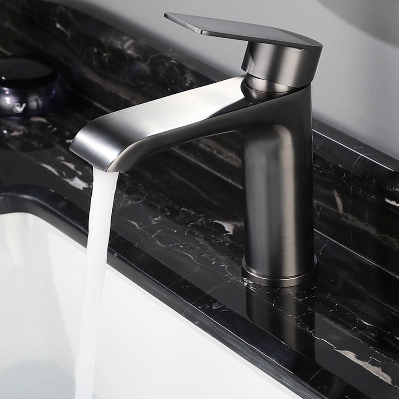 Single Handle Faucets Glam Style Vessel Sink Faucets for Bathroom Clearhalo 'Bathroom Remodel & Bathroom Fixtures' 'Bathroom Sink Faucets' 'Bathroom Sinks & Faucet Components' 'bathroom_sink_faucets' 'Home Improvement' 'home_improvement' 'home_improvement_bathroom_sink_faucets' 1200x1200_6342075f-4832-4dcd-b1d9-df0004752fb8