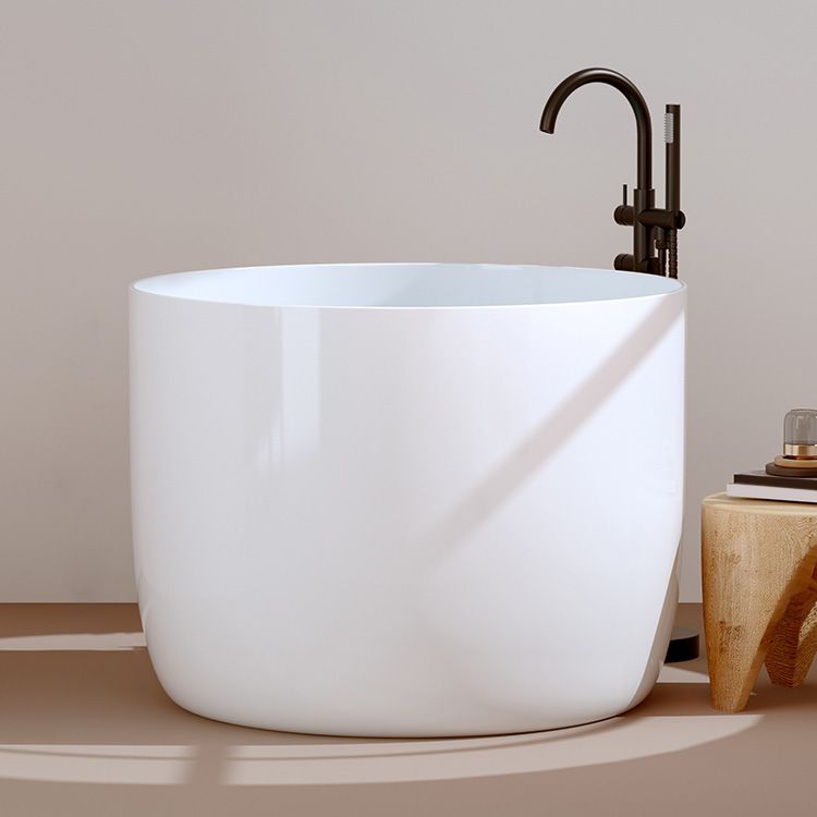 Round Soaking Bathtub Antique Finish Acrylic Freestanding Bath Tub Clearhalo 'Bathroom Remodel & Bathroom Fixtures' 'Bathtubs' 'Home Improvement' 'home_improvement' 'home_improvement_bathtubs' 'Showers & Bathtubs' 1200x1200_64575294-7bff-45c5-9a98-55a4ae637152