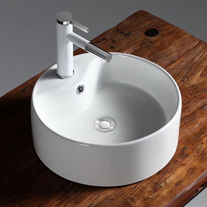 Modern Vessel Bathroom Sink Porcelain Oval with Pop-Up Drain Bathroom Sink Clearhalo 'Bathroom Remodel & Bathroom Fixtures' 'Bathroom Sinks & Faucet Components' 'Bathroom Sinks' 'bathroom_sink' 'Home Improvement' 'home_improvement' 'home_improvement_bathroom_sink' 1200x1200_6536d5aa-89a2-4a1b-afdd-cbe3a736fd16