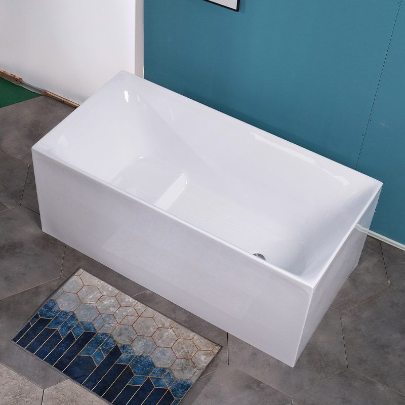 Soaking Freestanding Bath Tub Modern Style Acrylic Bathroom Bathtub Clearhalo 'Bathroom Remodel & Bathroom Fixtures' 'Bathtubs' 'Home Improvement' 'home_improvement' 'home_improvement_bathtubs' 'Showers & Bathtubs' 1200x1200_67017539-6858-4651-b723-6f9f4a7f0836