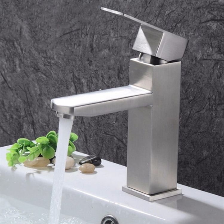 Contemporary Style Faucets One Lever Handles Vessel Sink Bathroom Faucet Clearhalo 'Bathroom Remodel & Bathroom Fixtures' 'Bathroom Sink Faucets' 'Bathroom Sinks & Faucet Components' 'bathroom_sink_faucets' 'Home Improvement' 'home_improvement' 'home_improvement_bathroom_sink_faucets' 1200x1200_6ae934dc-f6d0-42c2-b7f2-700c8eba9409