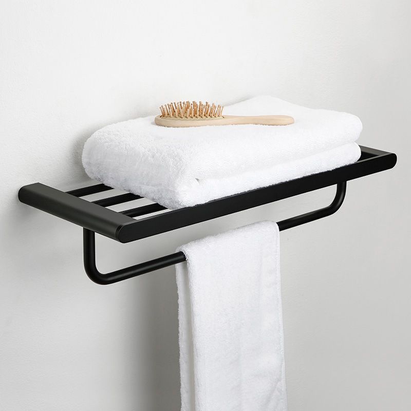 Minimalism Black Bathroom Accessory Set Contemporary Style Metal Towel Bar Clearhalo 'Bathroom Hardware Sets' 'Bathroom Hardware' 'Bathroom Remodel & Bathroom Fixtures' 'bathroom_hardware_sets' 'Home Improvement' 'home_improvement' 'home_improvement_bathroom_hardware_sets' 1200x1200_6d69f580-be9d-4982-8e55-ba0b75f4762b