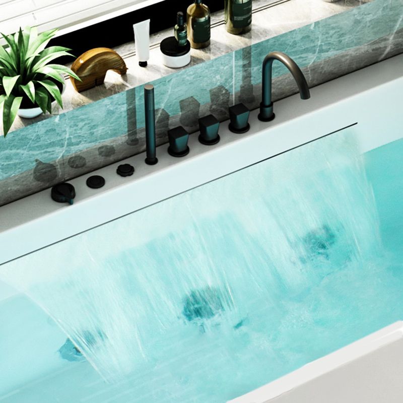 Modern Rectangular Alcove Bath Tub Acrylic Bath Tub for Home Clearhalo 'Bathroom Remodel & Bathroom Fixtures' 'Bathtubs' 'Home Improvement' 'home_improvement' 'home_improvement_bathtubs' 'Showers & Bathtubs' 1200x1200_6d6d43f0-f0a3-4d05-9474-cf1447fe8e70