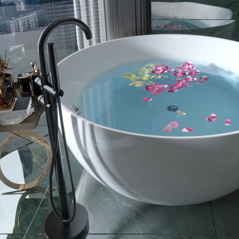 Bathroom Acrylic Round Bath Tub Soaking Stand Alone Tub with Drain Clearhalo 'Bathroom Remodel & Bathroom Fixtures' 'Bathtubs' 'Home Improvement' 'home_improvement' 'home_improvement_bathtubs' 'Showers & Bathtubs' 1200x1200_770c6c95-afe8-436f-a64c-e1c5a2ff2e84