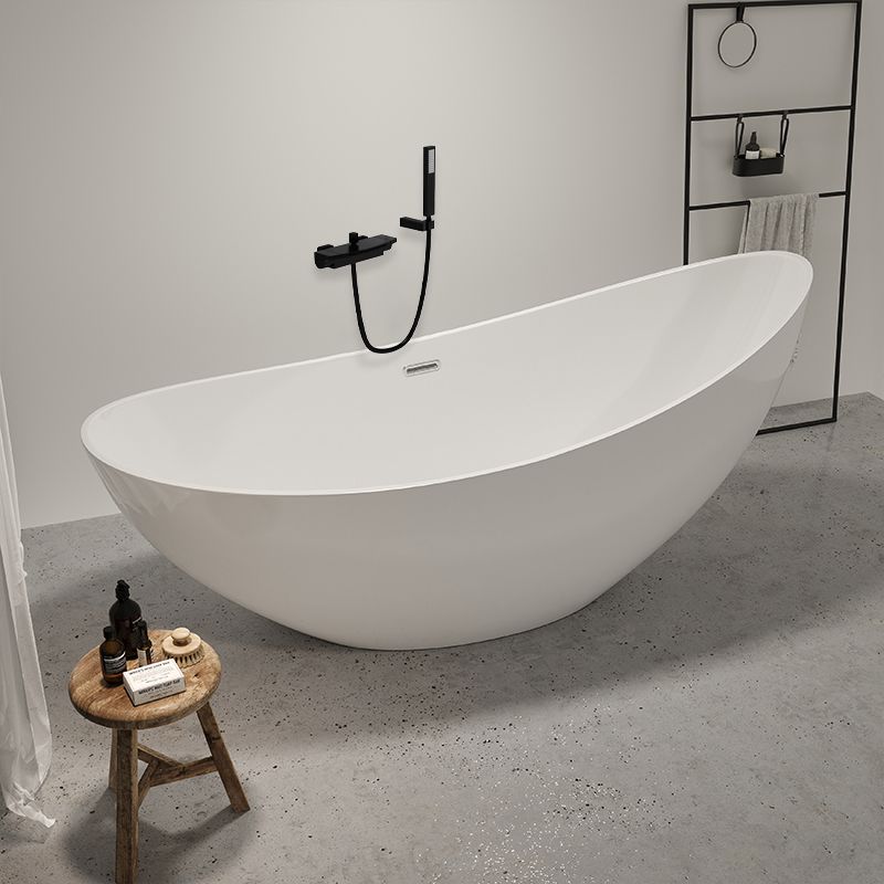 Contemporary White Acrylic Oval Bathtub Soaking Freestanding Tub Clearhalo 'Bathroom Remodel & Bathroom Fixtures' 'Bathtubs' 'Home Improvement' 'home_improvement' 'home_improvement_bathtubs' 'Showers & Bathtubs' 1200x1200_7ff2e592-5db6-4fd9-bedf-88eeb78a19f5