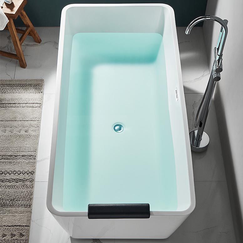 Modern Acrylic Home Bathtub Rectangular Freestanding Bath Tub in White Clearhalo 'Bathroom Remodel & Bathroom Fixtures' 'Bathtubs' 'Home Improvement' 'home_improvement' 'home_improvement_bathtubs' 'Showers & Bathtubs' 1200x1200_85cfb68a-95ef-4e50-9aea-1968caf8e1b9