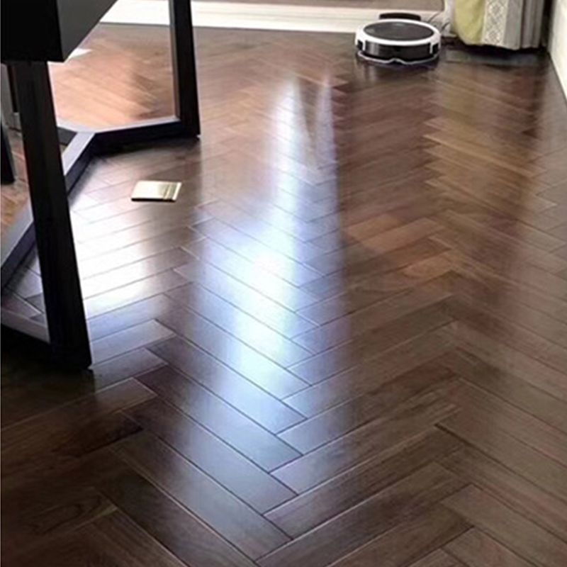 Modern Wood Laminate Flooring Living Room Waterproof Laminate Floor Clearhalo 'Flooring 'Home Improvement' 'home_improvement' 'home_improvement_laminate_flooring' 'Laminate Flooring' 'laminate_flooring' Walls and Ceiling' 1200x1200_877cedb0-b8c2-4d68-ba27-b5266172bc3a