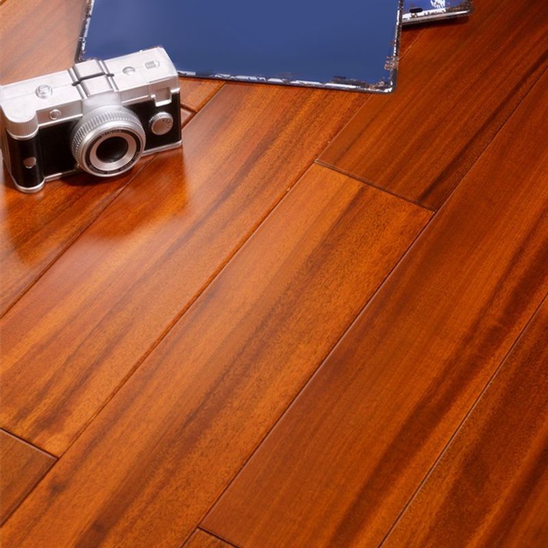 Vintage Indoor Laminate Floor Wood Waterproof Living Room Laminate Floor Clearhalo 'Flooring 'Home Improvement' 'home_improvement' 'home_improvement_laminate_flooring' 'Laminate Flooring' 'laminate_flooring' Walls and Ceiling' 1200x1200_87f0a688-2e2c-43ec-8c80-d4034649537e