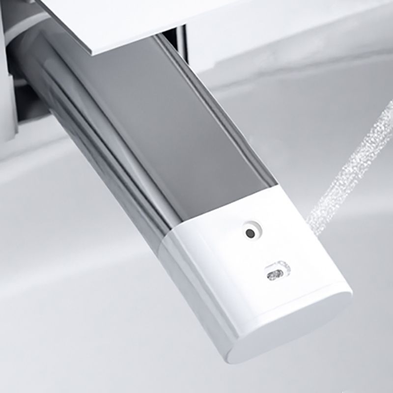 White Elongated Floor Mount Bidet with Wireless Remote Control Clearhalo 'Bathroom Remodel & Bathroom Fixtures' 'Bidets' 'Home Improvement' 'home_improvement' 'home_improvement_bidets' 'Toilets & Bidets' 1200x1200_890cbcc8-ee04-484e-8767-28f7b3aaa751