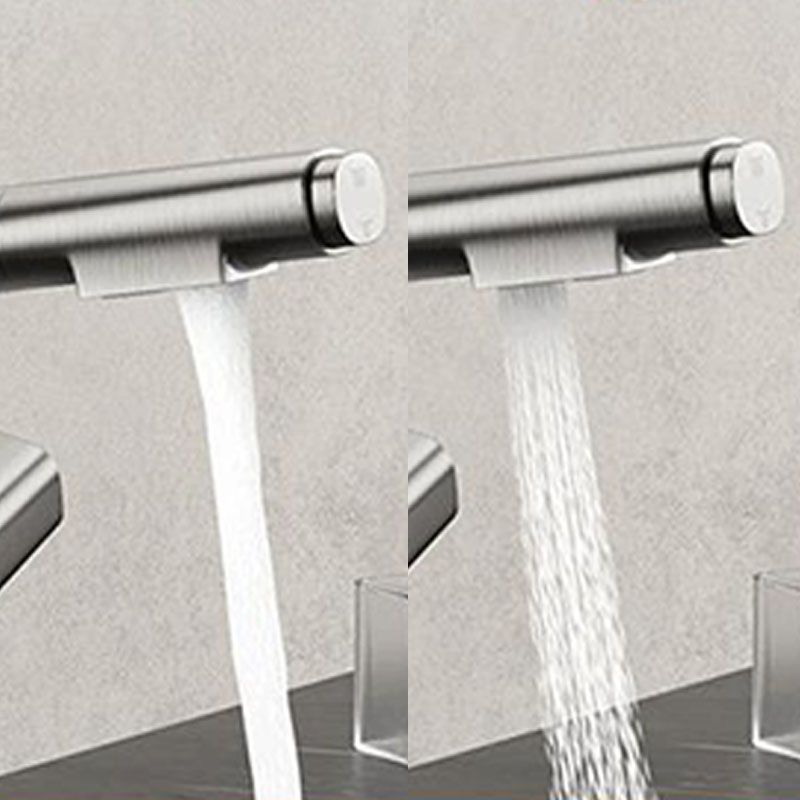Single Handle Bathroom Faucet Modern Style Widespread Sink Faucet with Brass Material Clearhalo 'Bathroom Remodel & Bathroom Fixtures' 'Bathroom Sink Faucets' 'Bathroom Sinks & Faucet Components' 'bathroom_sink_faucets' 'Home Improvement' 'home_improvement' 'home_improvement_bathroom_sink_faucets' 1200x1200_8a173572-7292-4f0b-b0d4-13743f98b75e