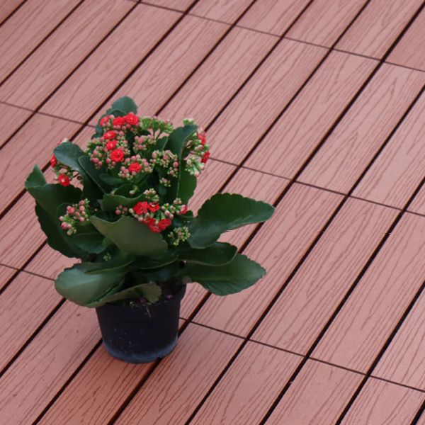 Contemporary Square Wood Tile Wire Brushed Brown Engineered Wood for Patio Garden Clearhalo 'Flooring 'Hardwood Flooring' 'hardwood_flooring' 'Home Improvement' 'home_improvement' 'home_improvement_hardwood_flooring' Walls and Ceiling' 1200x1200_8f8ad394-bf30-4855-8d4b-a508058dd2d4