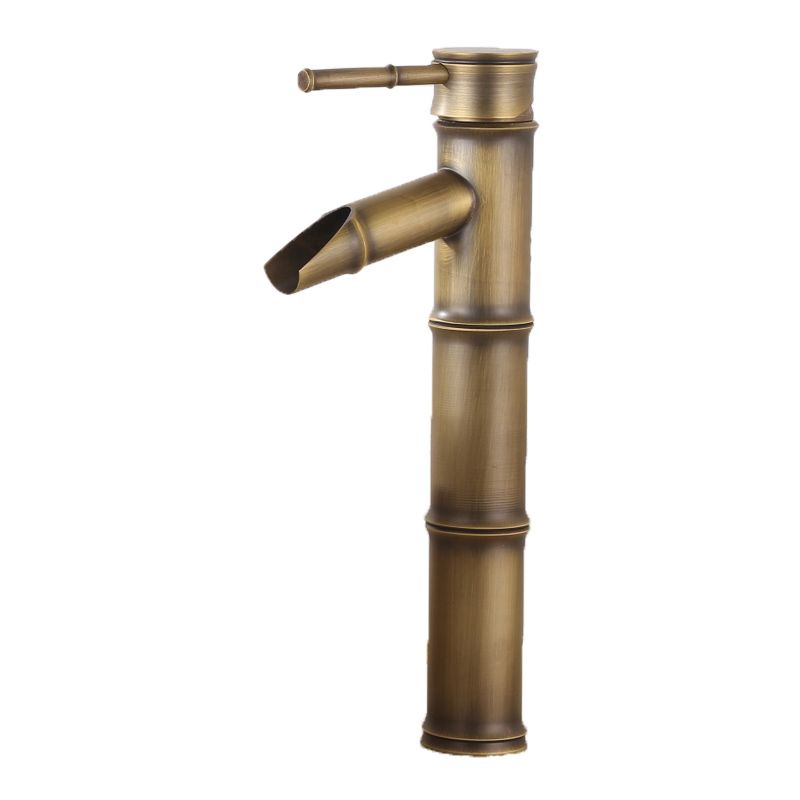 Vintage Wide Spread Bathroom Faucet 1-Handle Lavatory Faucet Clearhalo 'Accueil' 'Amélioration Domiciliaire' 'bathroom_sink_faucets' 'Ensembles de Lavabo & de Robinet de Toilette' 'home_improvement' 'home_improvement_bathroom_sink_faucets' 'Robinet de Lavabo de Salle de Bain' 'Rénovation et Équipement de Salle de Bain' 1200x1200_8f99ce14-9d4c-4626-88a1-5f84adba64e5