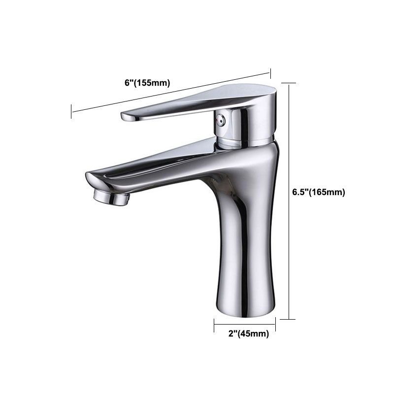 Single Handle Basin Lavatory Faucet Low Arc Brass Bathroom Faucet Clearhalo 'bathroom_sink_faucets' 'Conjuntos de Torneiras de Lavatório e Banheiro' 'home_improvement' 'home_improvement_bathroom_sink_faucets' 'Mobiliário Doméstico' 'Página inicial' 'Renovação e equipamento de casa de banho' 'Torneira para lavatório de banheiro' 1200x1200_92803255-cafc-48ca-82fd-f77aa0b99c59