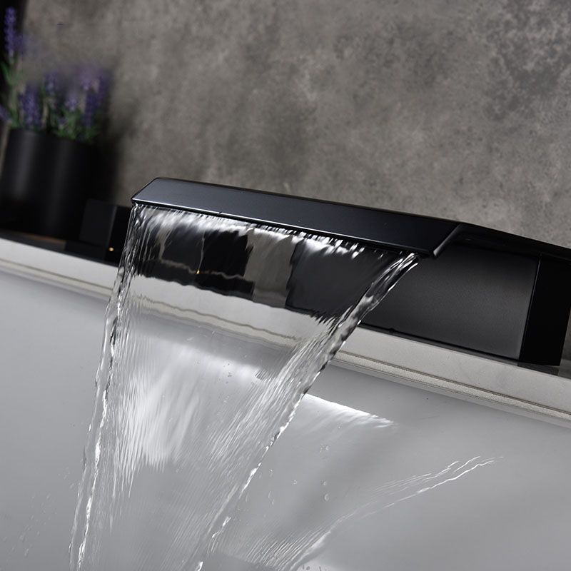 Modern Roman Tub Faucet with Waterfall Spout Deck Mount Bathroom Faucet Clearhalo 'Bathroom Remodel & Bathroom Fixtures' 'Bathtub Faucets' 'bathtub_faucets' 'Home Improvement' 'home_improvement' 'home_improvement_bathtub_faucets' 1200x1200_92aa9054-0884-4064-9f72-62e37f51ec31