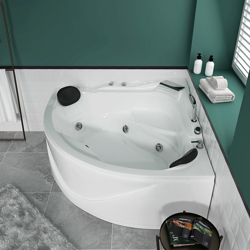 Bathroom Corner Bath Tub Acrylic Modern Bathtub with Drain and Overflow Trim Clearhalo 'Bathroom Remodel & Bathroom Fixtures' 'Bathtubs' 'Home Improvement' 'home_improvement' 'home_improvement_bathtubs' 'Showers & Bathtubs' 1200x1200_9876325a-c2f3-4949-8822-e2a814b39ce2