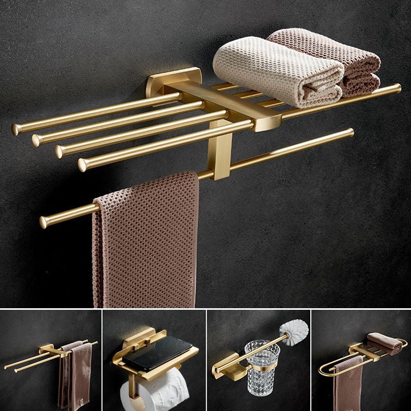 Traditional Golden Bath Hardware Set Brass Bathroom Accessory Kit Clearhalo 'Bathroom Hardware Sets' 'Bathroom Hardware' 'Bathroom Remodel & Bathroom Fixtures' 'bathroom_hardware_sets' 'Home Improvement' 'home_improvement' 'home_improvement_bathroom_hardware_sets' 1200x1200_9afaac79-4935-469f-92b5-d14613f51820