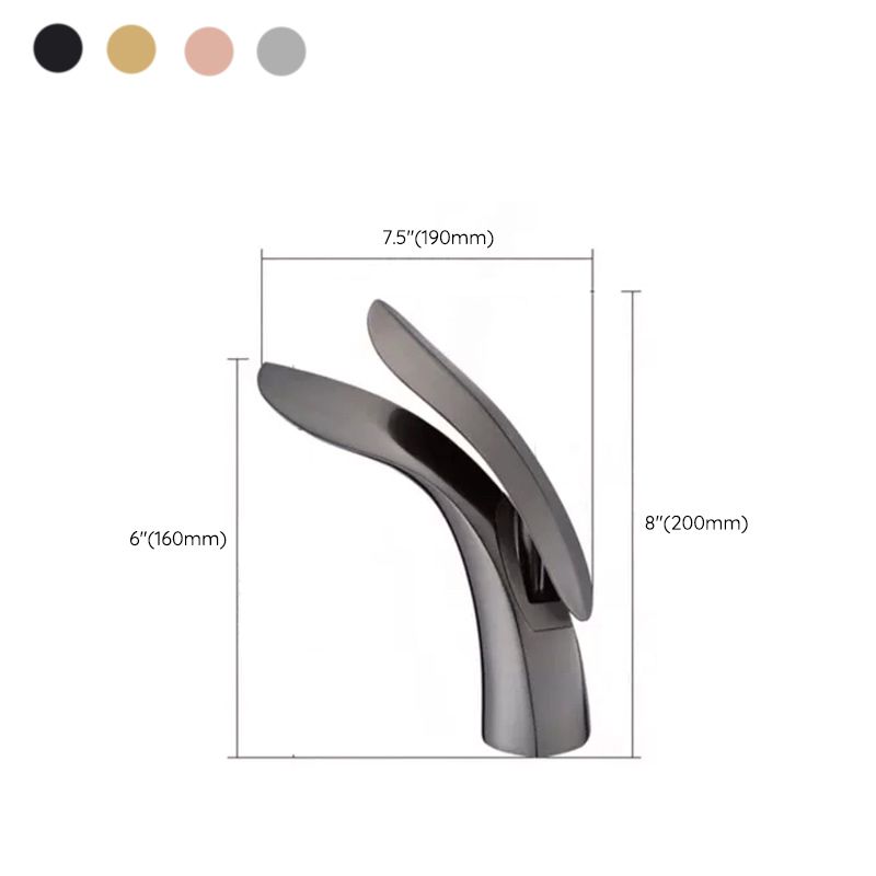 Light Luxury Vessel Faucet Single Hole Faucet Lever Handle Bathroom Faucet Clearhalo 'bathroom_sink_faucets' 'Conjunta de Baño y Conjunta de Grifo' 'Coronamiento de Baño y Dispositivo de Baño' 'Grifo del lavabo del baño' 'Hogar' 'home_improvement' 'home_improvement_bathroom_sink_faucets' 'Mejoras para el hogar' 1200x1200_9be2c3f4-68dd-4a4e-ad93-272d145d0710