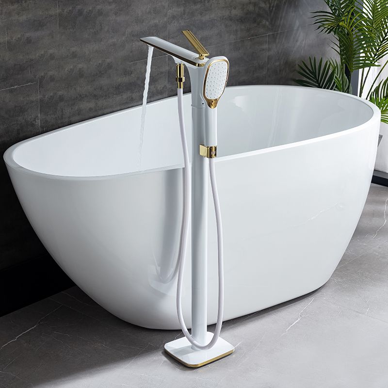 Floor Mounted Copper Freestanding Tub Filler Swivel High Arc Tub Filler Trim Clearhalo 'Bathroom Remodel & Bathroom Fixtures' 'Bathtub Faucets' 'bathtub_faucets' 'Home Improvement' 'home_improvement' 'home_improvement_bathtub_faucets' 1200x1200_a1ea0327-47dd-4666-b09c-99c561406478