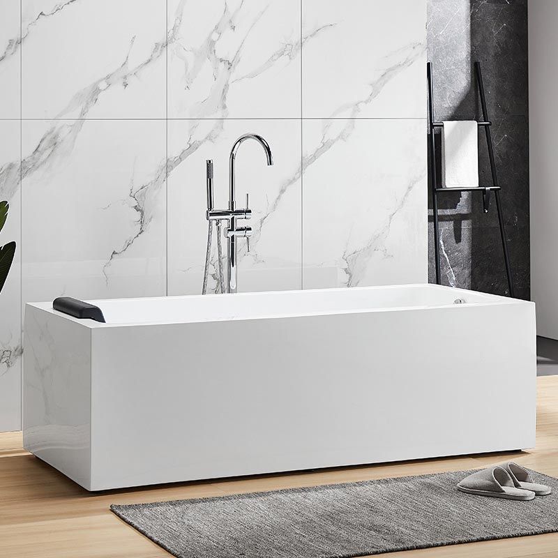 Modern Freestanding Rectangular Bath Tub Acrylic Home Bathtub in White Clearhalo 'Bathroom Remodel & Bathroom Fixtures' 'Bathtubs' 'Home Improvement' 'home_improvement' 'home_improvement_bathtubs' 'Showers & Bathtubs' 1200x1200_a599a386-2c35-4cb5-a7f9-63ecf6f0b842