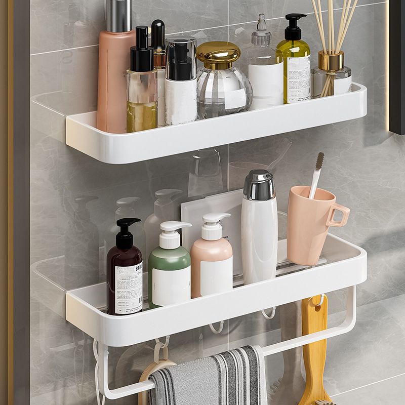 Contemporary Bathroom Accessory Set Metal Bath Shelf in White Clearhalo 'Bathroom Hardware Sets' 'Bathroom Hardware' 'Bathroom Remodel & Bathroom Fixtures' 'bathroom_hardware_sets' 'Home Improvement' 'home_improvement' 'home_improvement_bathroom_hardware_sets' 1200x1200_a77db37d-c9ec-4382-80cf-18c95acdded1