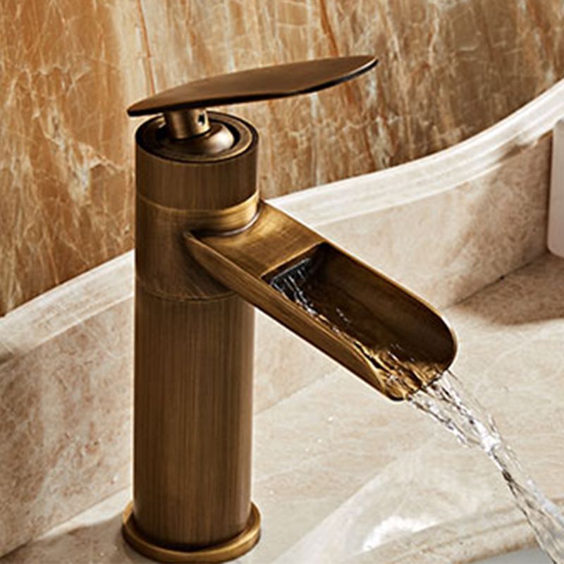 Farmhouse Style Faucet Single Lever Handle Faucet for Bathroom Clearhalo 'Bathroom Remodel & Bathroom Fixtures' 'Bathroom Sink Faucets' 'Bathroom Sinks & Faucet Components' 'bathroom_sink_faucets' 'Home Improvement' 'home_improvement' 'home_improvement_bathroom_sink_faucets' 1200x1200_a9f25b9b-e5d8-451c-bec6-d1742622d67d
