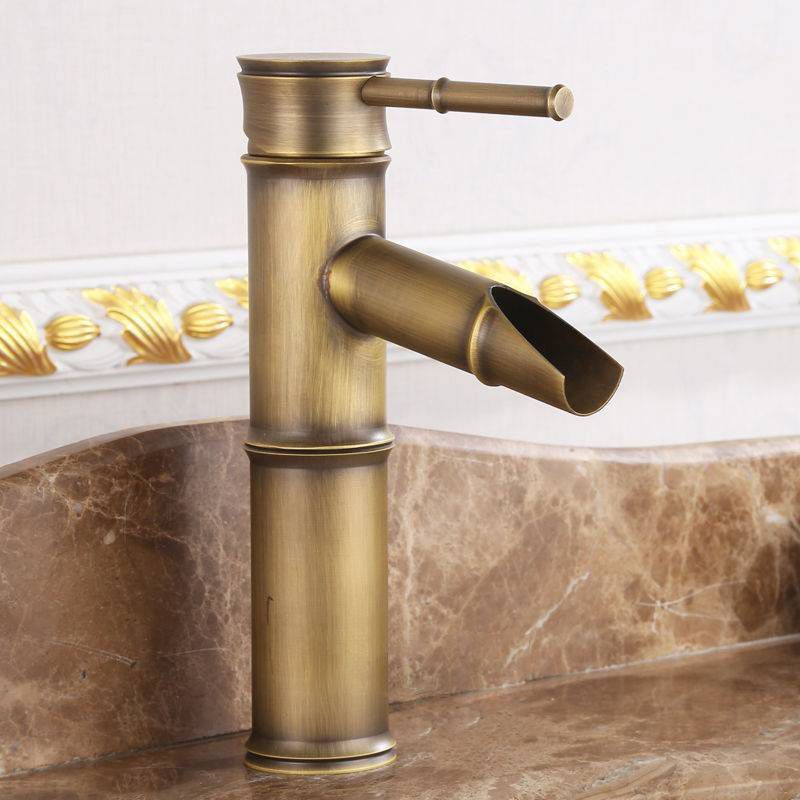 Circular Farmhouse Vessel Faucet Brass Lever Handle Bathroom Faucet Clearhalo 'bathroom_sink_faucets' 'Conjunta de Baño y Conjunta de Grifo' 'Coronamiento de Baño y Dispositivo de Baño' 'Grifo del lavabo del baño' 'Hogar' 'home_improvement' 'home_improvement_bathroom_sink_faucets' 'Mejoras para el hogar' 1200x1200_ab23ef0e-ee34-4fc0-8df6-2363f46acefb