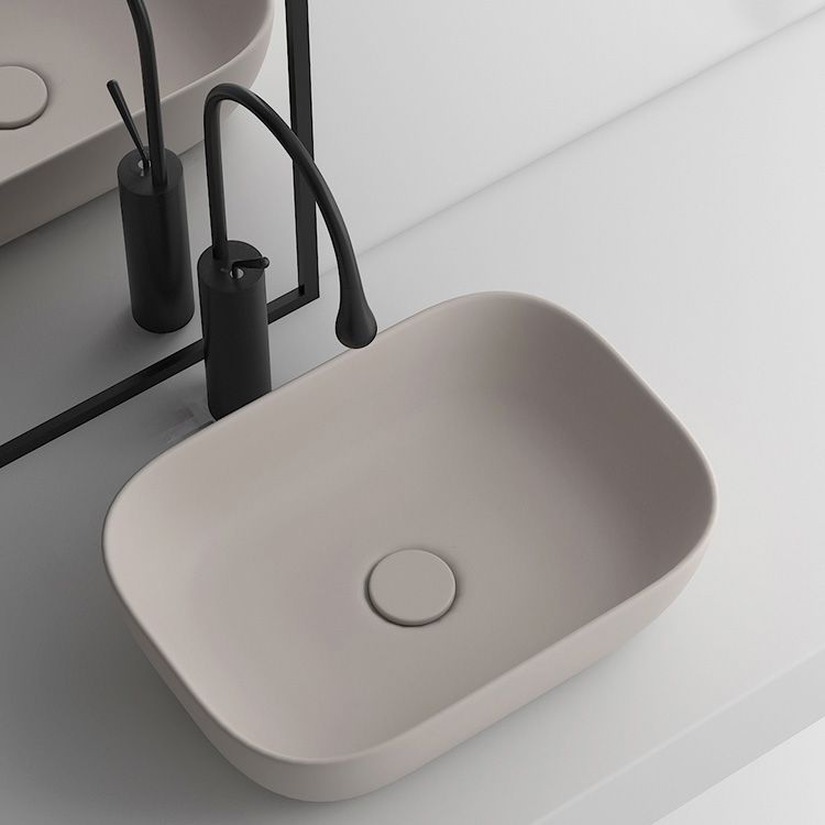 Modern Bathroom Sink Pop-Up Drain Porcelain Solid Color Oval-Shape Vessel Clearhalo 'Bathroom Remodel & Bathroom Fixtures' 'Bathroom Sinks & Faucet Components' 'Bathroom Sinks' 'bathroom_sink' 'Home Improvement' 'home_improvement' 'home_improvement_bathroom_sink' 1200x1200_ae1e42c9-354b-444b-b007-09bf445941ca