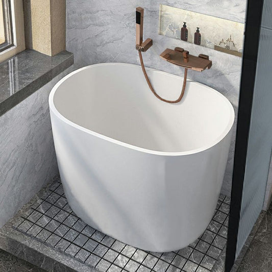 Modern 26.77-inch Tall Acrylic Bath Freestanding Soaking Bath Tub Clearhalo 'Bathroom Remodel & Bathroom Fixtures' 'Bathtubs' 'Home Improvement' 'home_improvement' 'home_improvement_bathtubs' 'Showers & Bathtubs' 1200x1200_b109e2d2-dc98-4497-a160-b2c1d135101d