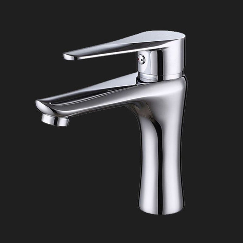 Single Handle Basin Lavatory Faucet Low Arc Brass Bathroom Faucet Clearhalo 'bathroom_sink_faucets' 'Conjuntos de Torneiras de Lavatório e Banheiro' 'home_improvement' 'home_improvement_bathroom_sink_faucets' 'Mobiliário Doméstico' 'Página inicial' 'Renovação e equipamento de casa de banho' 'Torneira para lavatório de banheiro' 1200x1200_b24f2e74-3285-476b-b1f4-9c3b5b9f85a0