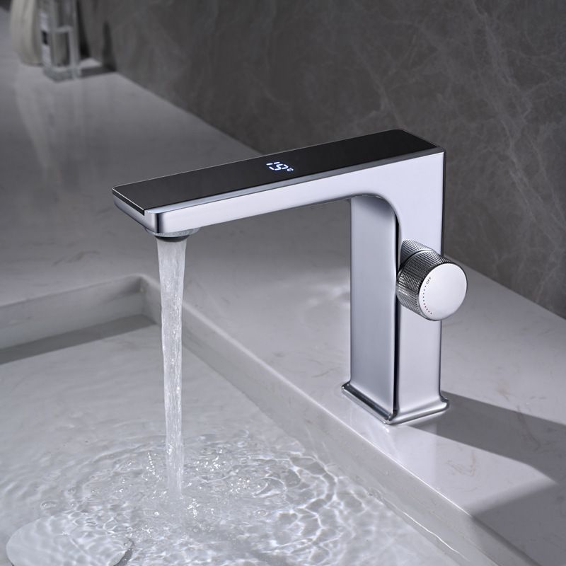 Contemporary Faucet Solid Color Metal LED Vanity Sink Faucet for Bathroom Clearhalo 'Bathroom Remodel & Bathroom Fixtures' 'Bathroom Sink Faucets' 'Bathroom Sinks & Faucet Components' 'bathroom_sink_faucets' 'Home Improvement' 'home_improvement' 'home_improvement_bathroom_sink_faucets' 1200x1200_b5bd3462-d3d4-4e12-abb4-ae3939ace704