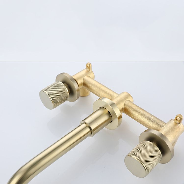 Wall Mounted Faucet Glam Style Two-Handle Faucet for Bathroom Clearhalo 'bathroom_sink_faucets' 'Conjuntos de Torneiras de Lavatório e Banheiro' 'home_improvement' 'home_improvement_bathroom_sink_faucets' 'Mobiliário Doméstico' 'Página inicial' 'Renovação e equipamento de casa de banho' 'Torneira para lavatório de banheiro' 1200x1200_b6a0d72f-f504-4793-84f9-8ed5ef55b3b8