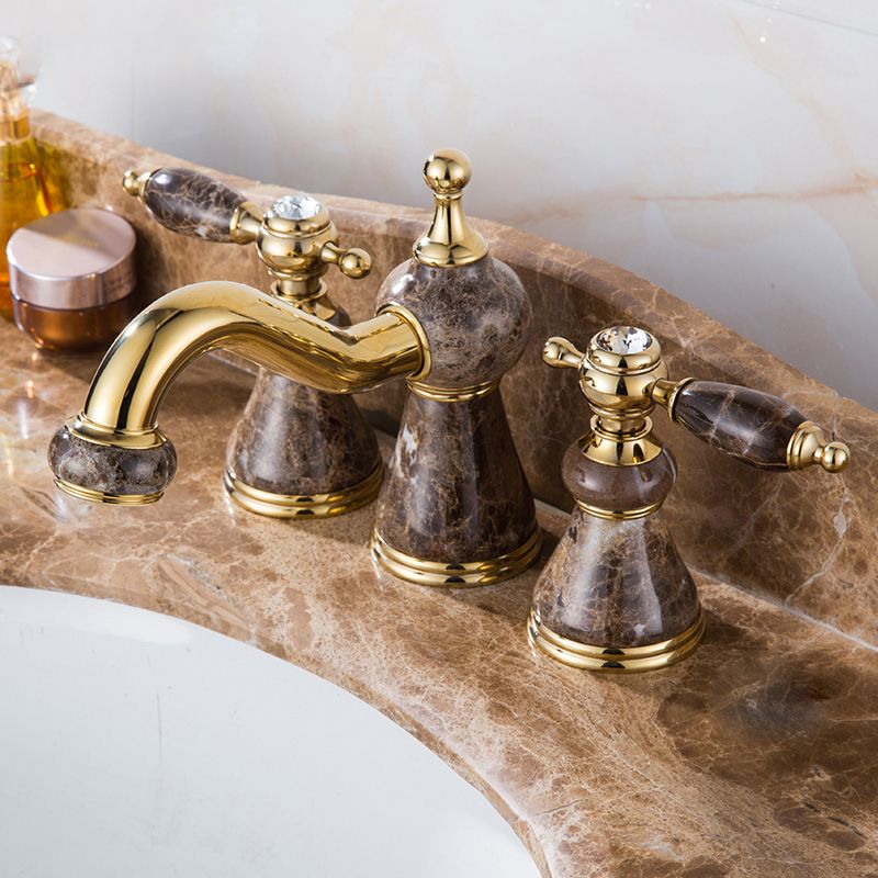 Widespread Bathroom Faucet Low Arc 3 Holes Lever Handles Faucet Clearhalo 'bathroom_sink_faucets' 'Conjunta de Baño y Conjunta de Grifo' 'Coronamiento de Baño y Dispositivo de Baño' 'Grifo del lavabo del baño' 'Hogar' 'home_improvement' 'home_improvement_bathroom_sink_faucets' 'Mejoras para el hogar' 1200x1200_b8565ff5-8187-481d-a1cd-f18e800f811c