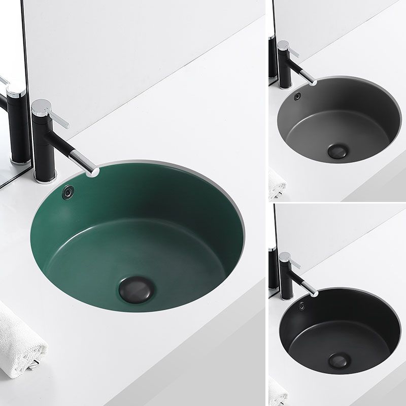 Porcelain Bathroom Sink Round Vessel Lavatory Sink with Pop-Up Drain Clearhalo 'Bathroom Remodel & Bathroom Fixtures' 'Bathroom Sinks & Faucet Components' 'Bathroom Sinks' 'bathroom_sink' 'Home Improvement' 'home_improvement' 'home_improvement_bathroom_sink' 1200x1200_bb531422-12d5-412b-b7c1-8ee6b7988dc4