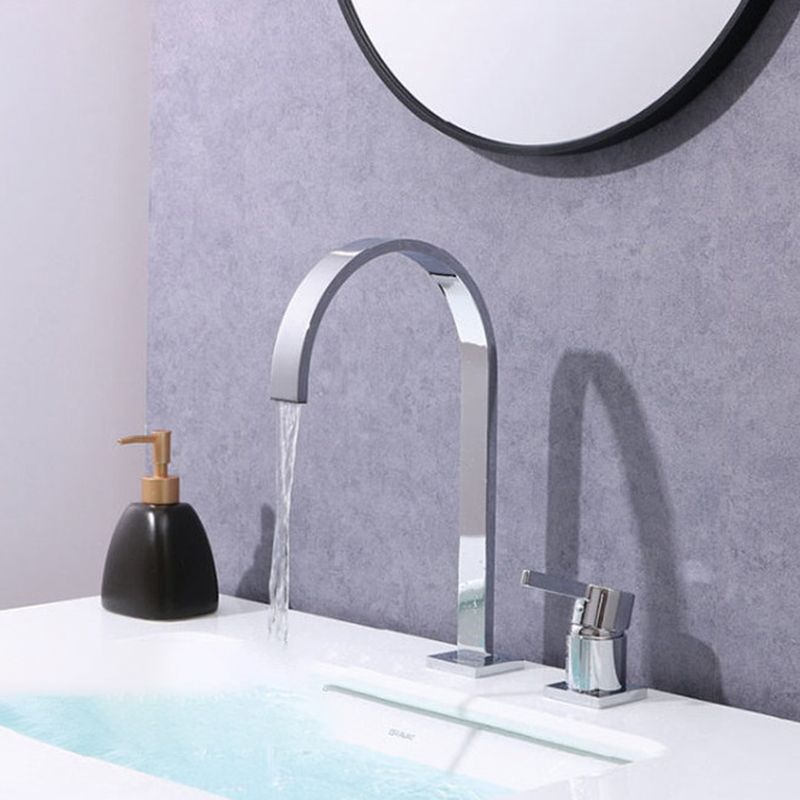 1-Handle Bathroom Faucet with Swivel 2 Hole Widespread Bathroom Sink Faucet Clearhalo 'bathroom_sink_faucets' 'Conjunta de Baño y Conjunta de Grifo' 'Coronamiento de Baño y Dispositivo de Baño' 'Grifo del lavabo del baño' 'Hogar' 'home_improvement' 'home_improvement_bathroom_sink_faucets' 'Mejoras para el hogar' 1200x1200_c112b63b-d813-460f-8a58-8dbd3bceda9f