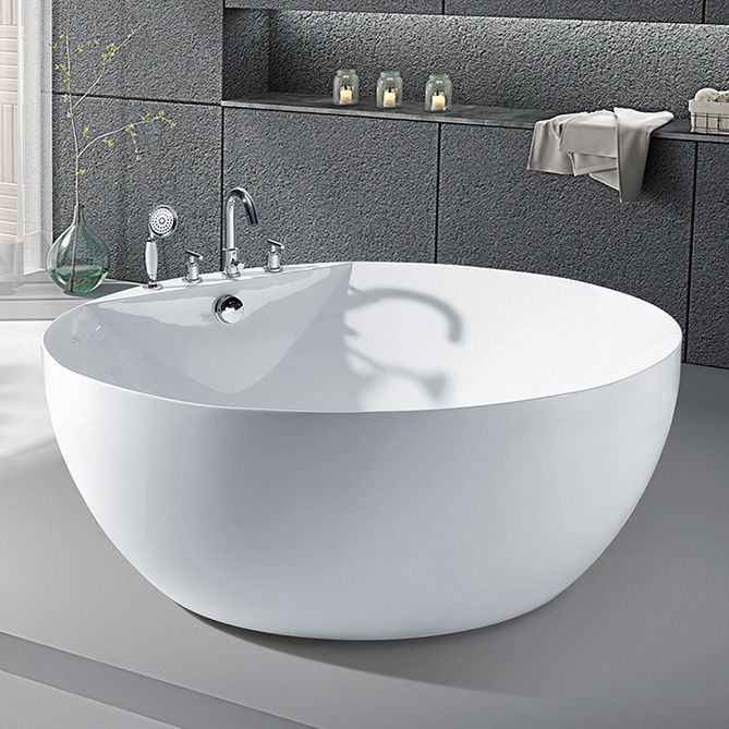 Modern Freestanding Round Bathtub Center Drain Bathroom White Tub Clearhalo 'Bathroom Remodel & Bathroom Fixtures' 'Bathtubs' 'Home Improvement' 'home_improvement' 'home_improvement_bathtubs' 'Showers & Bathtubs' 1200x1200_c5d002e4-3b3e-4b18-bc93-3a659c677e41