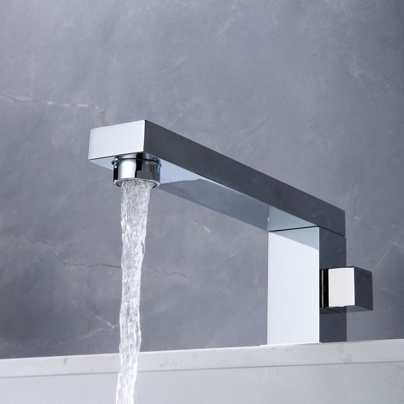 Modern Swivel Bathroom Faucet Low Arc Deck Mounted Bathtub Faucet Clearhalo 'Bathroom Remodel & Bathroom Fixtures' 'Bathtub Faucets' 'bathtub_faucets' 'Home Improvement' 'home_improvement' 'home_improvement_bathtub_faucets' 1200x1200_c85ed906-35e7-4cab-b1f9-7b25e443a8f7