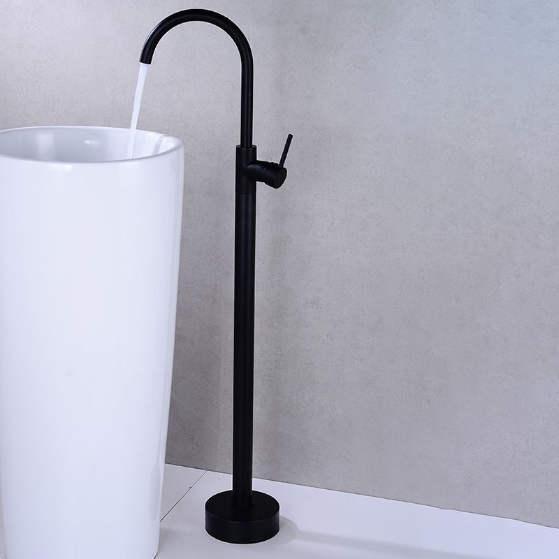 Modern 1-Handle Freestanding Faucet Floor Mounted Freestanding Bathtub Faucet Clearhalo 'Bathroom Remodel & Bathroom Fixtures' 'Bathtub Faucets' 'bathtub_faucets' 'Home Improvement' 'home_improvement' 'home_improvement_bathtub_faucets' 1200x1200_c8855a8d-f12b-4438-a0a3-867332eb515c