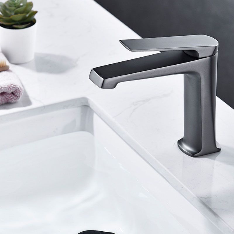 Modern Vessel Sink Faucet Lever Handle Copper Low Arc Vessel Faucet Clearhalo 'Bathroom Remodel & Bathroom Fixtures' 'Bathroom Sink Faucets' 'Bathroom Sinks & Faucet Components' 'bathroom_sink_faucets' 'Home Improvement' 'home_improvement' 'home_improvement_bathroom_sink_faucets' 1200x1200_ce29a9b0-cbee-418d-aa66-549478a41bc4